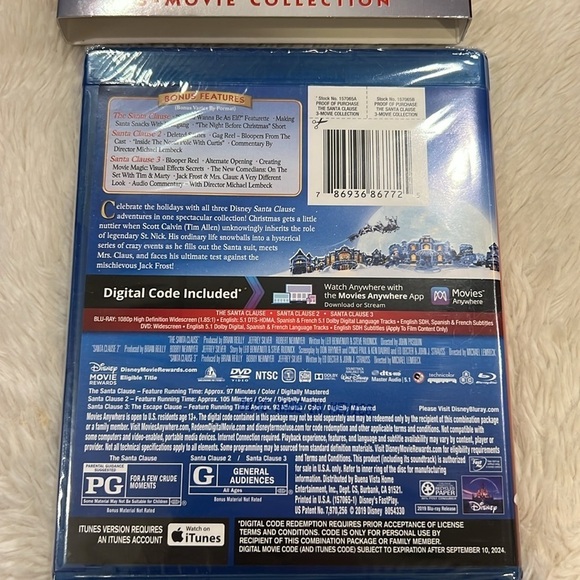 Disney the Santa Claus 3 movie set Blu-ray DVD sealed - Picture 3 of 3